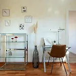 V009 - Casa Mundo -