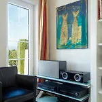 V009 - Casa Mundo -